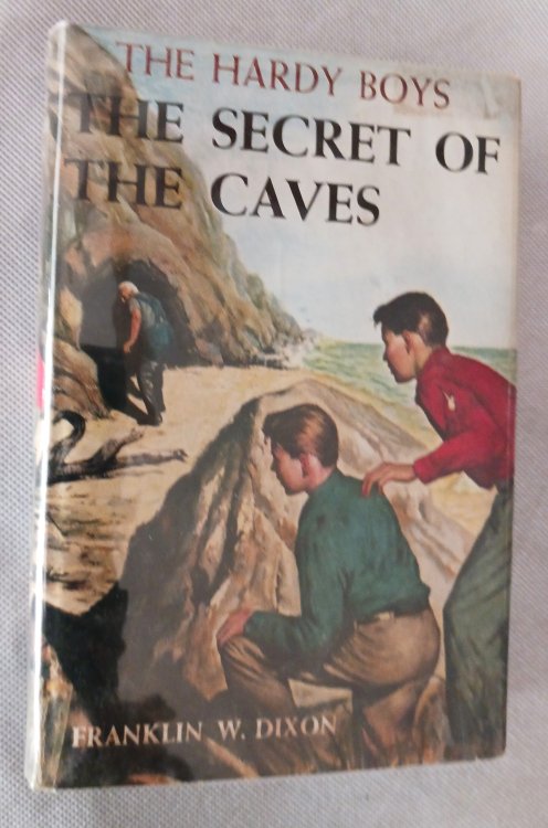 The Secret of the Caves (A Hardy Boys Mystery Story)