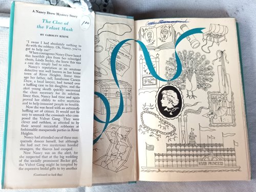 Image for The Clue of the Velvet Mask (A Nancy Drew Mystery Story-Cameo Edition) The Clue of the Velvet Mask (A Nancy Drew Mystery Story-Cameo Edition)