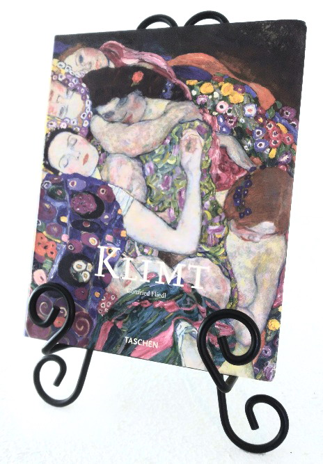 Image for Gustav Klimt 1862-1918: the world in female form Gustav Klimt 1862-1918: the world in female form