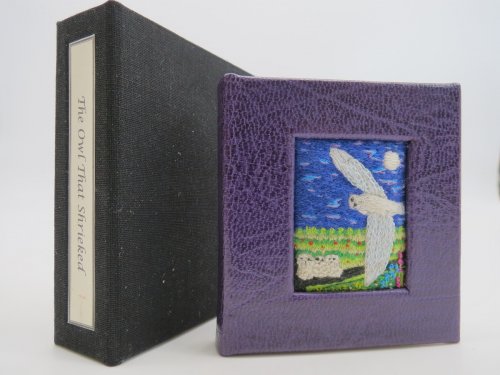 THE OWL THAT SHRIEKED (MACRO MINIATURE BOOK) Birds of Prey Mentioned in the Plays of William Shakespeare