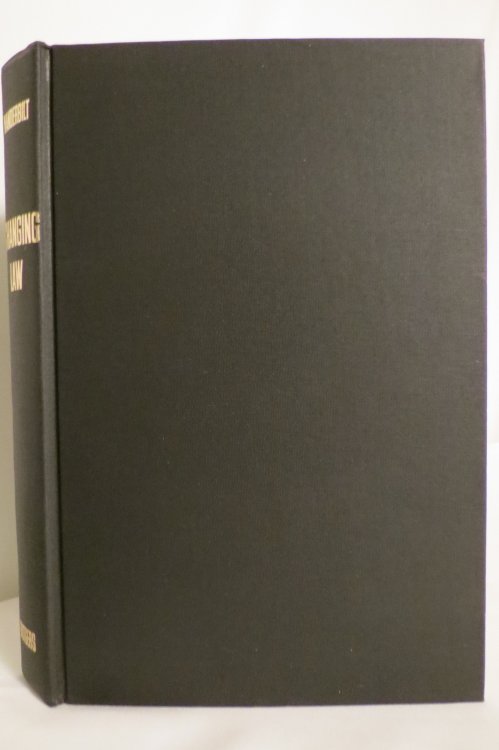 CHANGING LAW; A BIOGRAPHY OF ARTHUR T VANDERBILT
