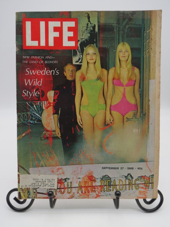 LIFE MAGAZINE - SEPTEMBER 27, 1968 (SWEDEN'S WILD STYLE - THE LAND OF BLONDES) ; Sweden's Wild Style