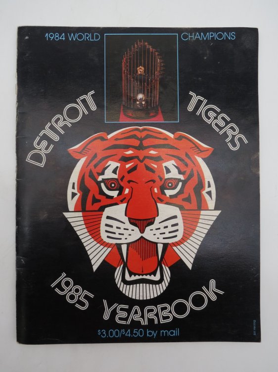 DETROIT TIGERS 1985 YEARBOOK