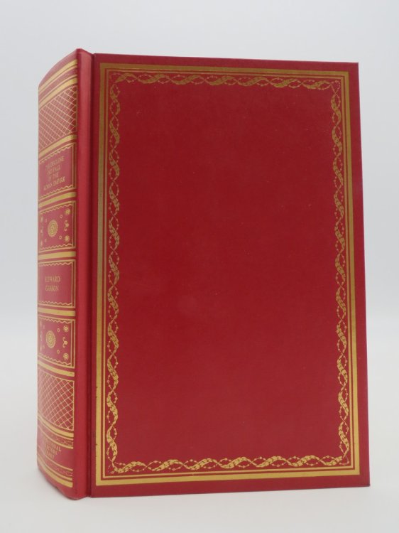 LIVES OF THE NOBLE ROMANS