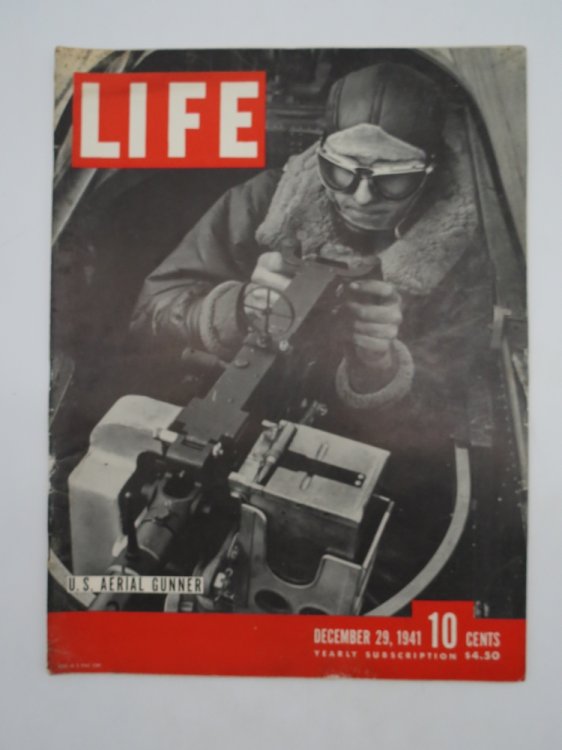 LIFE MAGAZINE, DECEMBER 29, 1941 (U. S. AERIAL GUNNER)