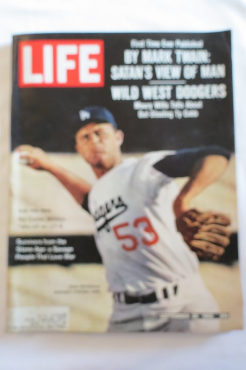Image for LIFE MAGAZINE SEPTEMBER 28, 1962 ( DON DRYSDALE COVER; MARK TWAIN: SATAN'S VIEW OF MAN) VOL. 53 NO. 13 LIFE MAGAZINE SEPTEMBER 28, 1962 ( DON DRYSDALE COVER; MARK TWAIN: SATAN'S VIEW OF MAN) VOL. 53 NO. 13