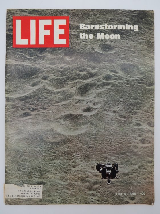 LIFE MAGAZINE JUNE 6, 1969 (BARNSTORMING THE MOON)