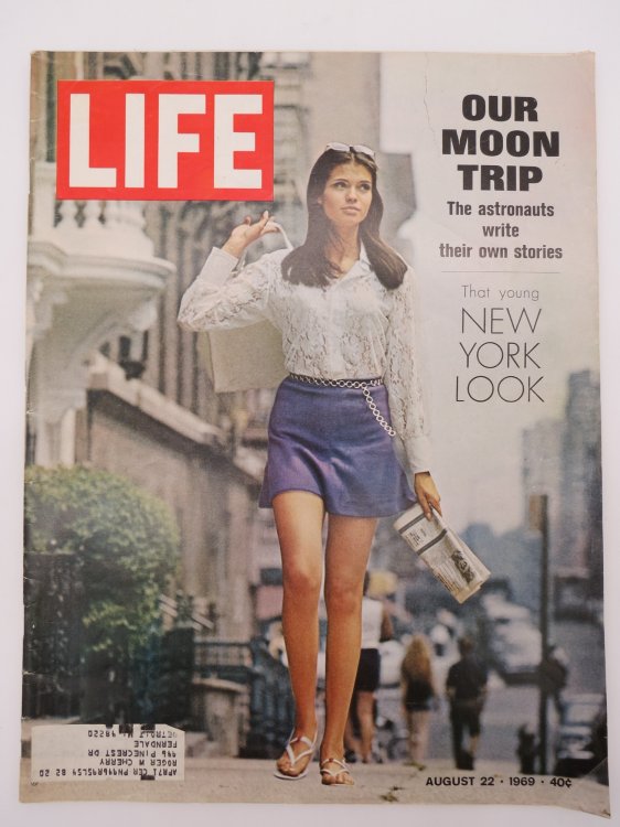 LIFE MAGAZINE, AUGUST 22, 1969 (OUR MOON TRIP: THE ASTRONAUTS WRITE THEIR OWN STORIES)