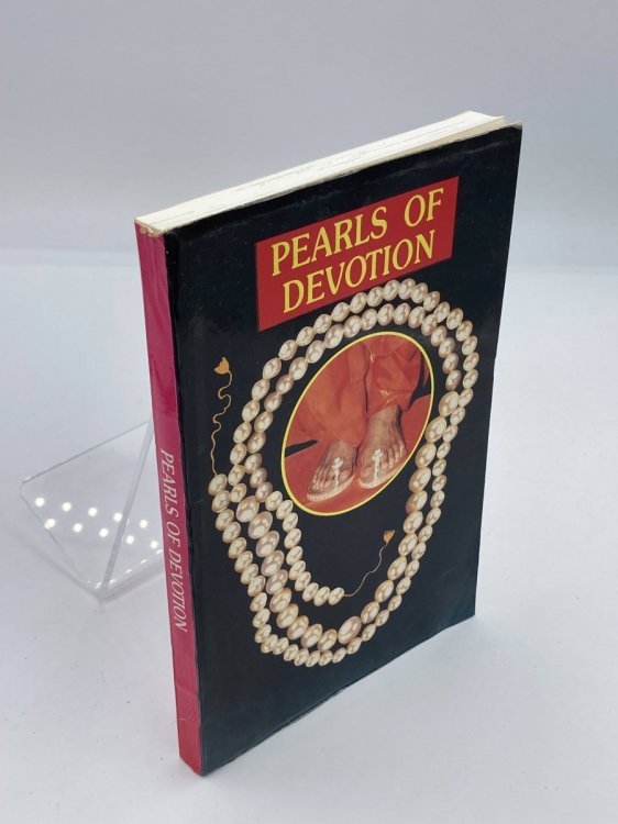Image for Pearls of Devotion With Pranams At the Lotus Feet of Bhagawan Sri Sathya Sai Baba Pearls of Devotion With Pranams At the Lotus Feet of Bhagawan Sri Sathya Sai Baba