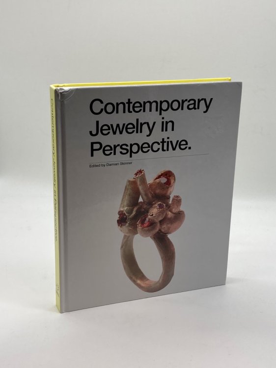 Image for Contemporary Jewelry in Perspective Contemporary Jewelry in Perspective
