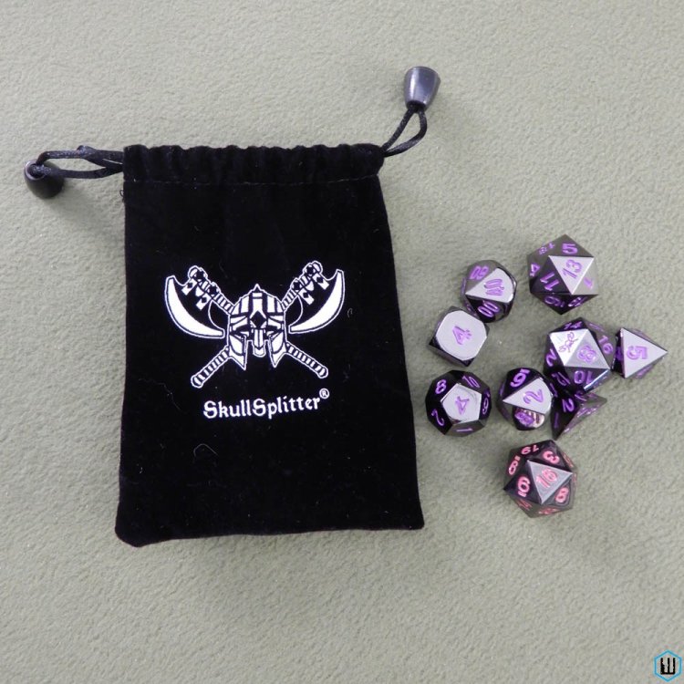 Skullsplitter Dice Set: Metal Metallic with purple Numbers x9