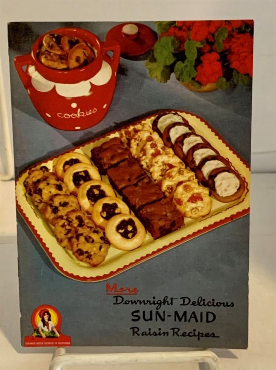 Image for Downright Delicious Sun-Maid Raisin Recipes Downright Delicious Sun-Maid Raisin Recipes