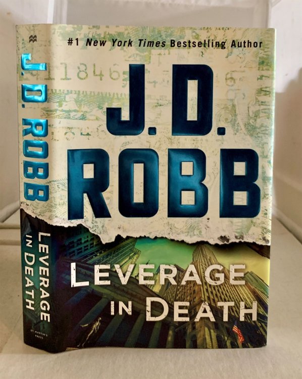 Image for Leverage in Death; An Eve Dallas Novel Leverage in Death; An Eve Dallas Novel