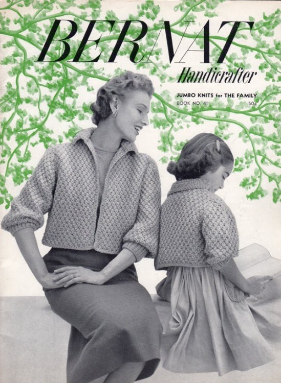 Image for JUMBO KNITS FOR THE FAMILY (BERNAT HANDICRAFTER, NO. 41) JUMBO KNITS FOR THE FAMILY (BERNAT HANDICRAFTER, NO. 41)