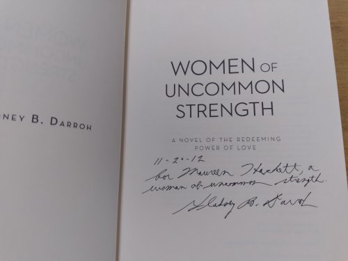 Image for Women of Uncommon Strength Women of Uncommon Strength