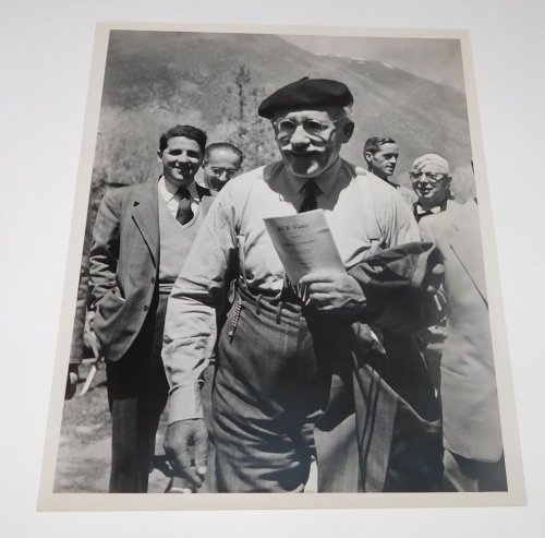Image for RARE CANDID PHOTOGRAPH OF LEGENDARY CONDUCTOR ARTURO TOSCANINI WITH HIS ENTOURAGE DURING HIS WESTERN TOUR. RARE CANDID PHOTOGRAPH OF LEGENDARY CONDUCTOR ARTURO TOSCANINI WITH HIS ENTOURAGE DURING HIS WESTERN TOUR.