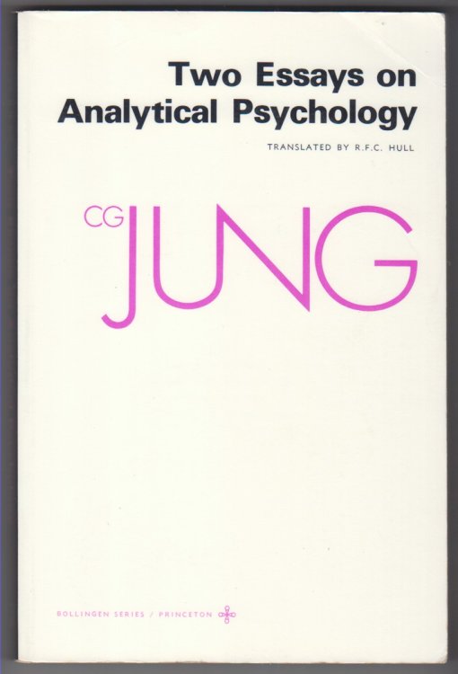 Image for Two Essays on Analytical Psychology Two Essays on Analytical Psychology