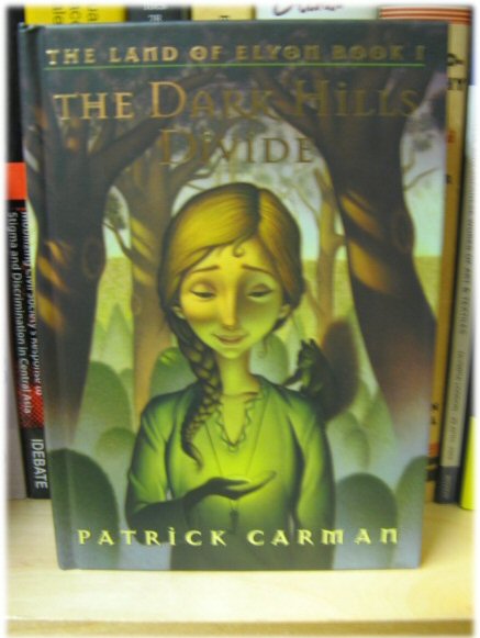 The Land of Elyon #1: The Dark Hills Divide