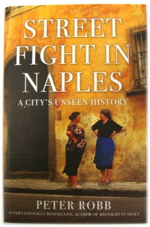 Street Fight in Naples