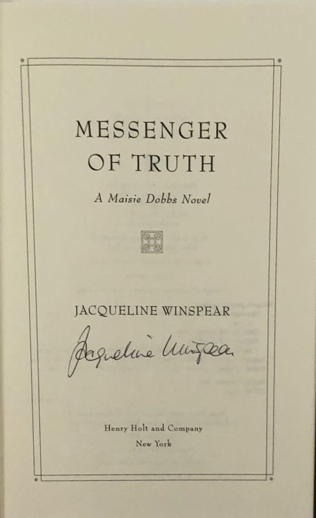 Messenger of Truth: A Maisie Dobbs Novel (Maisie Dobbs Novels)