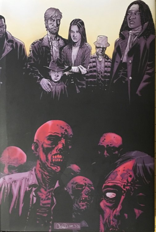The Walking Dead: Deluxe Hardcover Volume 1