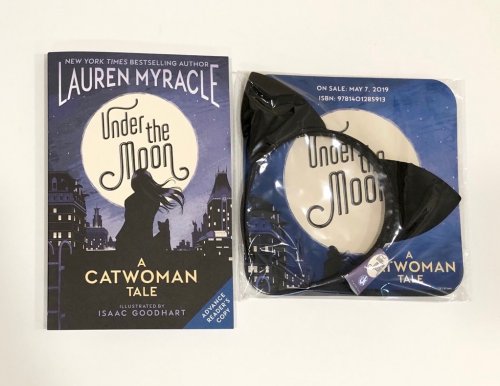 Under the Moon: A Catwoman Tale