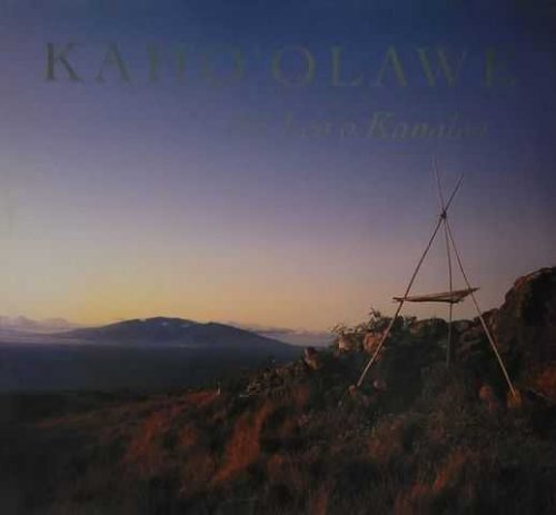Kaho'olawe: Na Leo O Kanaloa- Chants and Stories of Kaho'olawe (English and Hawaiian Edition)