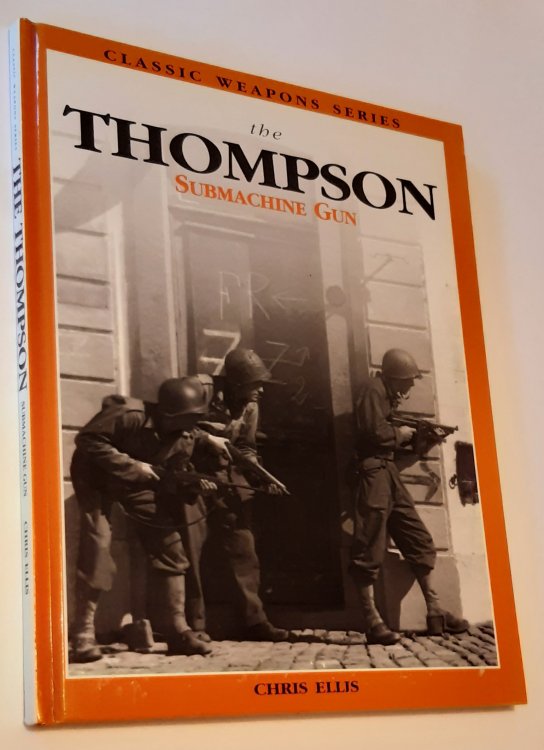 THOMPSON SUBMACHINE GUN