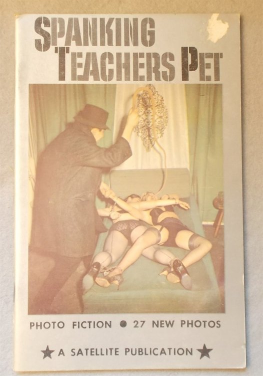 Spanking Teachers Pet: Photo Fiction [Vintage Erotica]