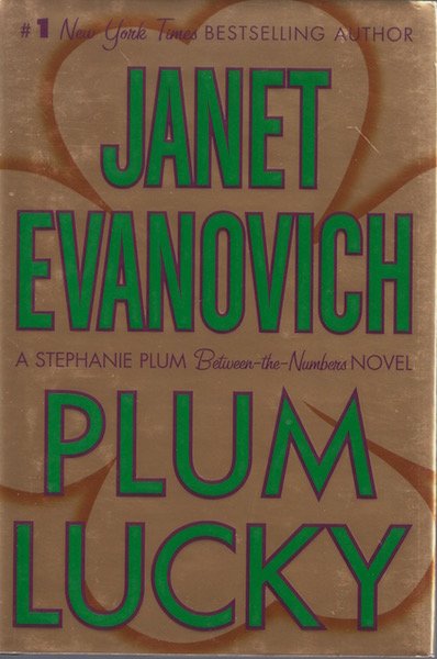 Image for Plum Lucky (Stephanie Plum Between the Numbers) Plum Lucky (Stephanie Plum Between the Numbers)