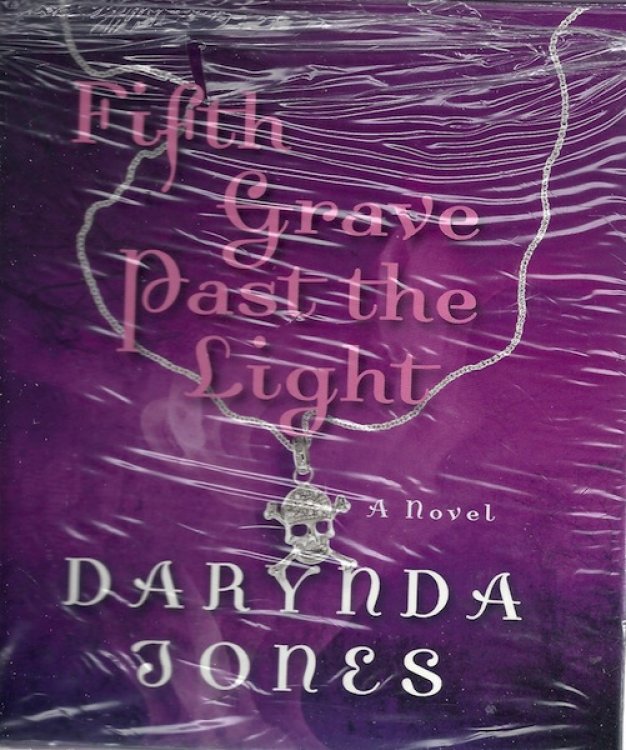 Fifth Grave Past the Light (Charley Davidson Series)