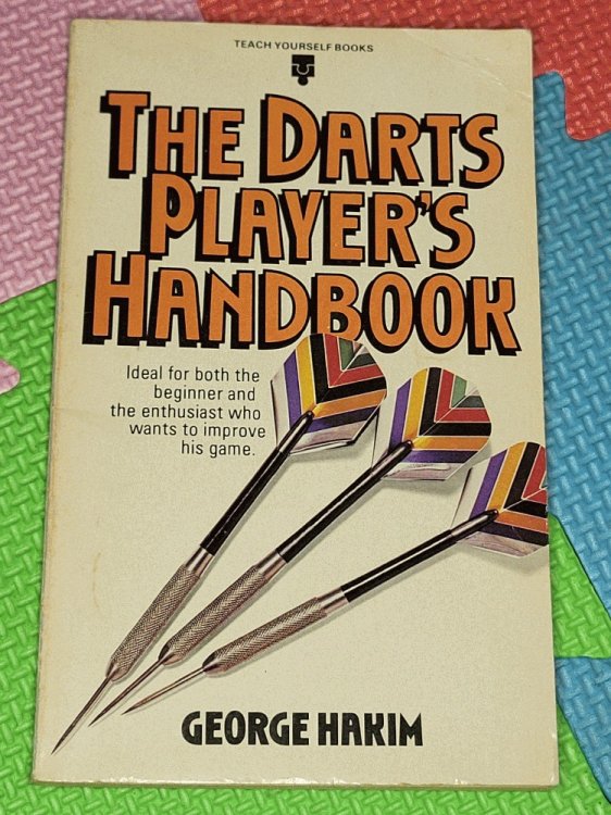 The darts player's handbook (Teach yourself books)