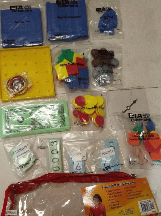 Image for Harcourt School Publishers Math: Houghton Mifflin Harcourt Revised Manipulative Kit Level 4 Harcourt School Publishers Math: Houghton Mifflin Harcourt Revised Manipulative Kit Level 4