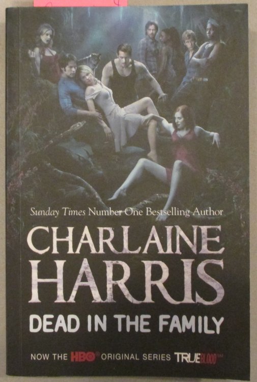 Dead in the Family: A Sookie Stackhouse Novel