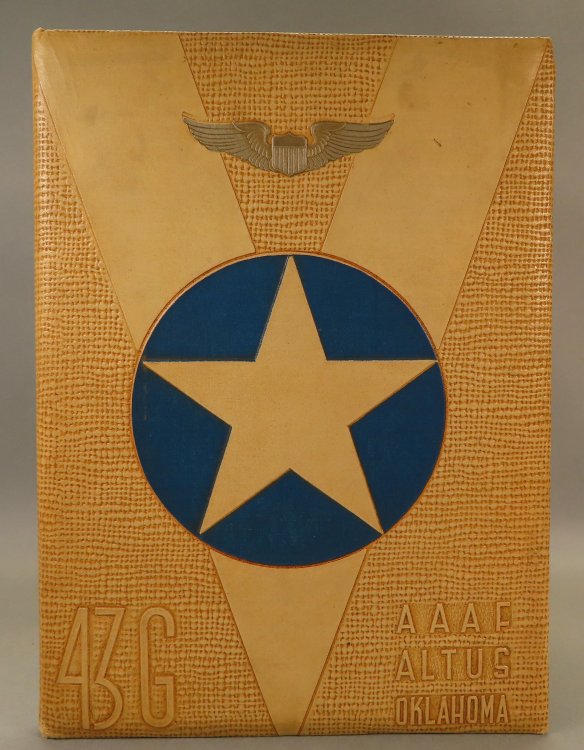 Presenting Class 43-G AAAF Altus Oklahoma [Altus Army Air Field] United States Army Air Forces