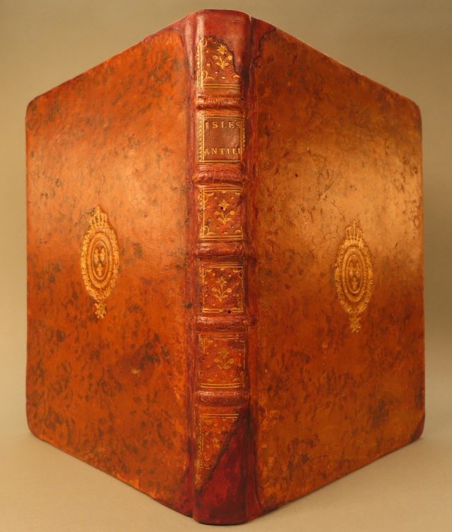 Description Geographique des Isles Antilles Possedees par les Anglois. Scavoir la Jamaique, la Barbade, Antigue, Montserrat, S. Christophle, Nieves, l'Anguille, et les Vierges Isles Lucayes et Bermudes. Pour le Service des Vaissaux du Roy.