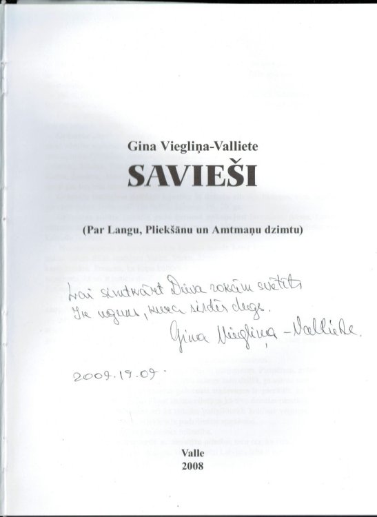 Saviesi ( Par Langu, Plieksanu Un Amtmanu dzimtu)