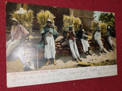 Produce Carriers Resting - Mexico - Colour lithograph Postcard