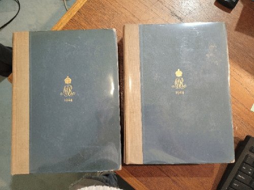 The Book of the Queen's Dolls' House, 2 Volumes