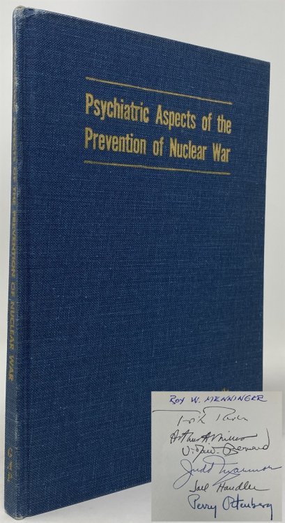 Image for Psychiatric Aspects of the Prevention of Nuclear War ( Report No. 57 ) Psychiatric Aspects of the Prevention of Nuclear War ( Report No. 57 )