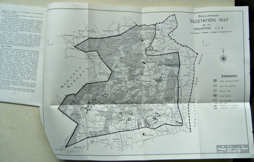 A Preliminary Vegetation Map of the Melsetter Intensive Conservation Area, Southern Rhodesia