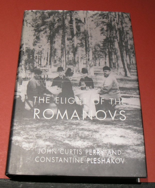 The Flight of the Romanovs - A Family Saga