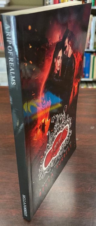 Image for A Rip of Realms (A Shade of Vampire, Book 39) A Rip of Realms (A Shade of Vampire, Book 39)