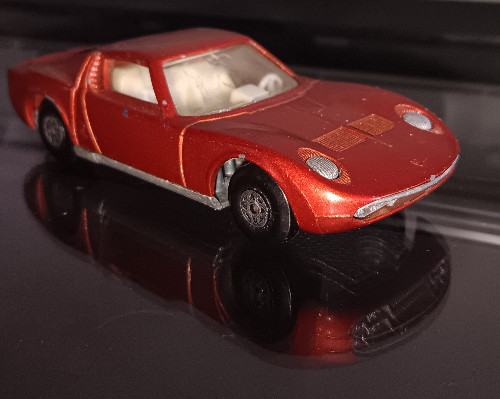 Matchbox SuperKings Lamborghini Muira K24 1970