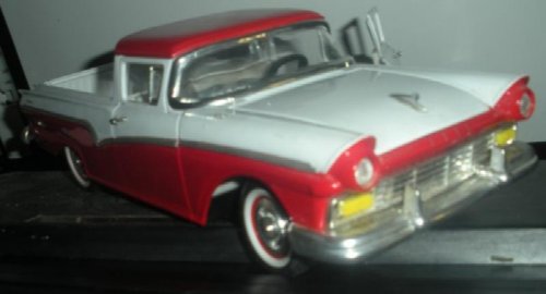 1/18 Yat Ming Road Legends 1957 Ford Ranchero