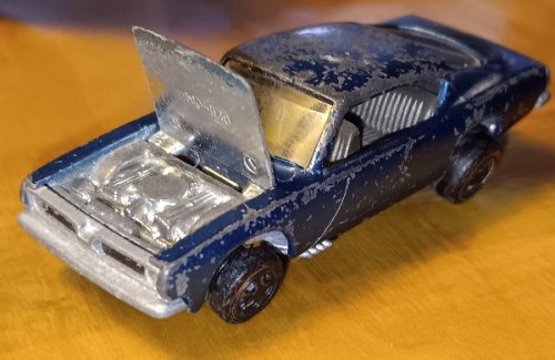 Hot Wheels red line Barracuda 1967