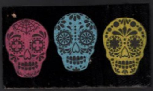 Small art piece of skulls: Multimedia