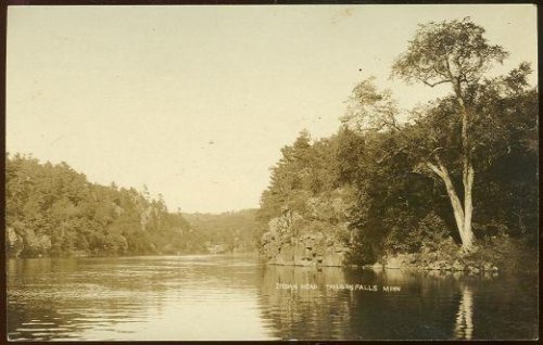 REAL PHOTO POSTCARD OF INDIAN HEAD, TAYLOR'S FALLS, MINNESOTA