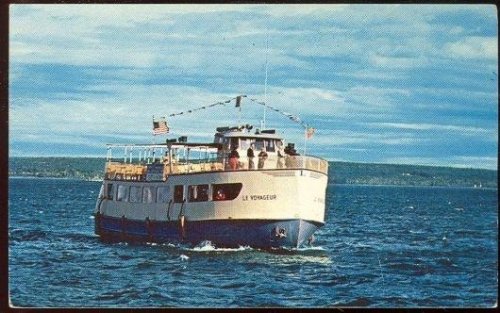 LE VOYAGEUR AND NOKOMIS OF THE LOCK TOUR LINES, SAULT STE. MARIE, MICHIGAN