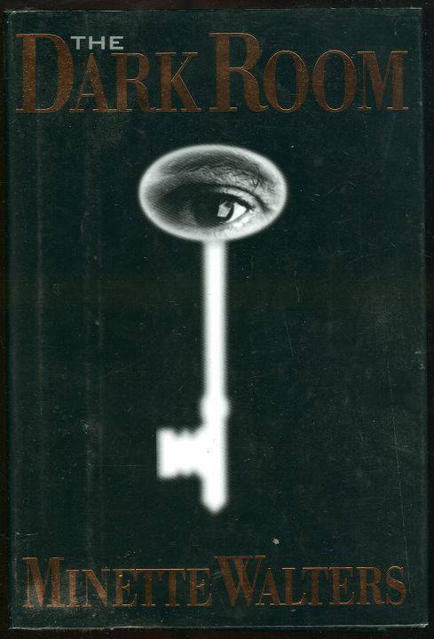 DARK ROOM